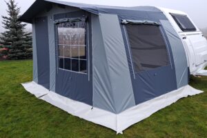 Przedsionki do przyczep Niewiadów serii Sport